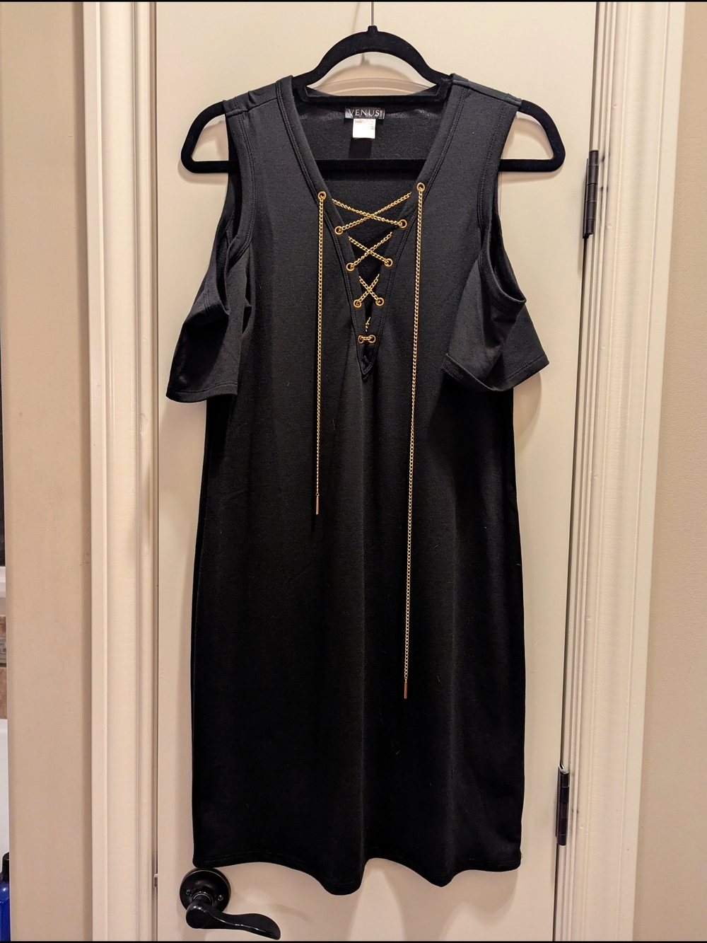 VENUS Black Cold-Shoulder Dress with Gold Lace-Up Chains